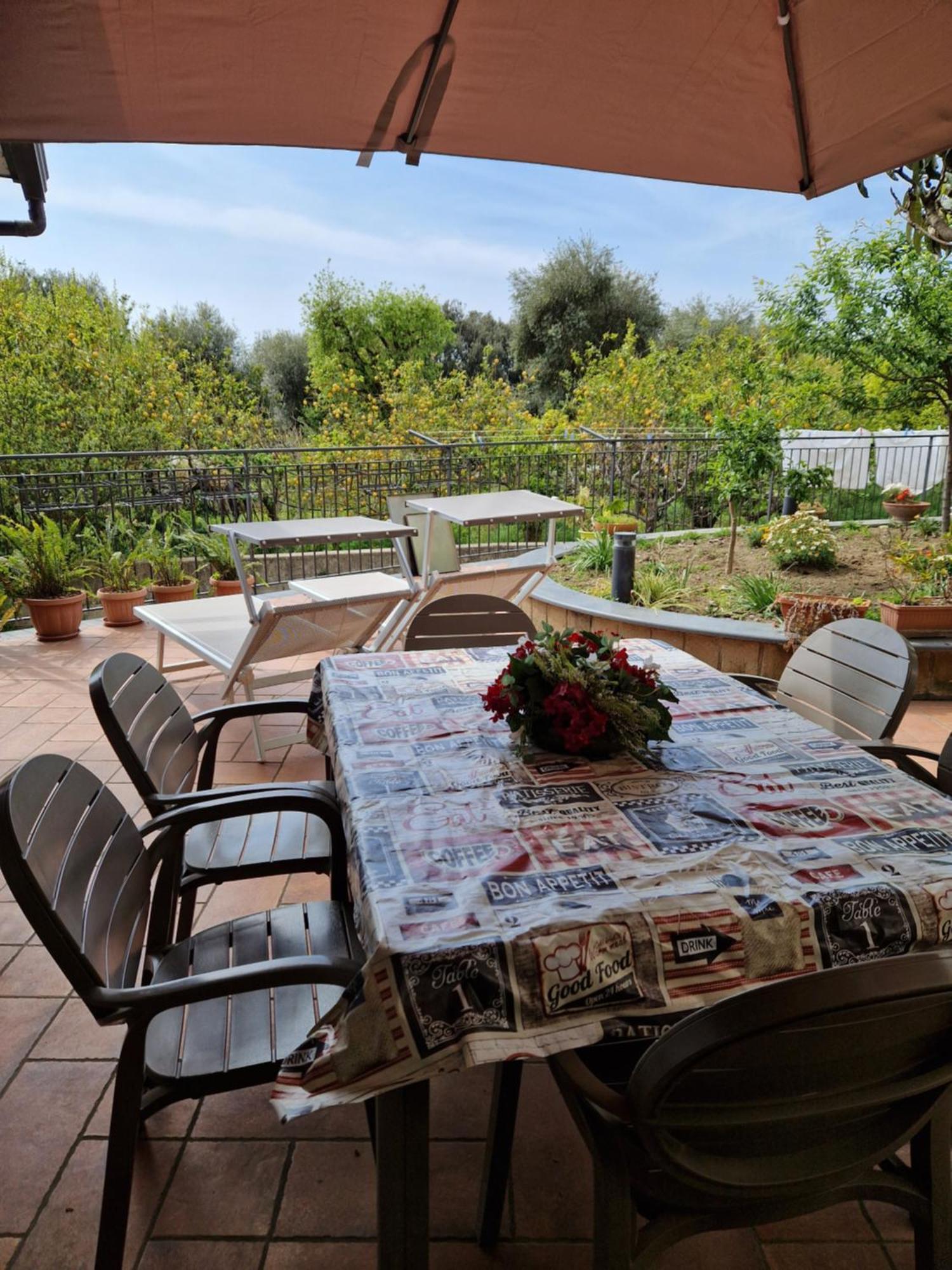 Il Giardino Dei Gigli Apartment Meta Phòng bức ảnh