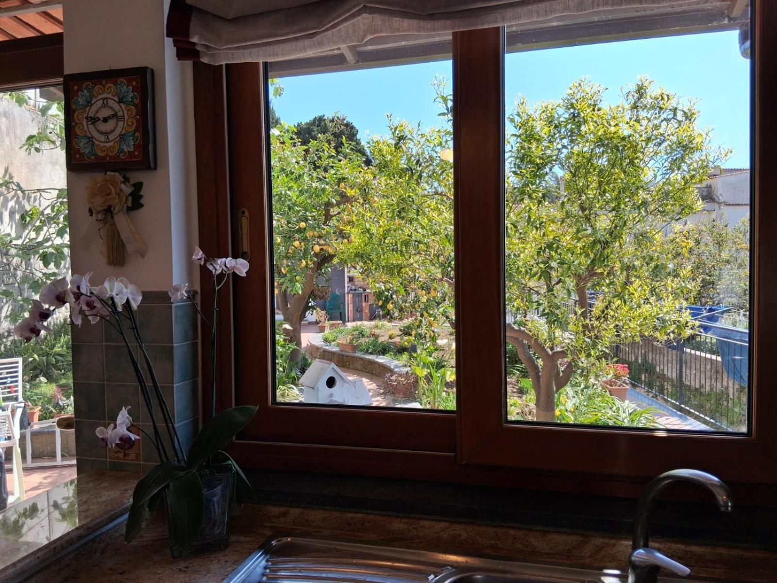 Il Giardino Dei Gigli Apartment Meta Ngoại thất bức ảnh