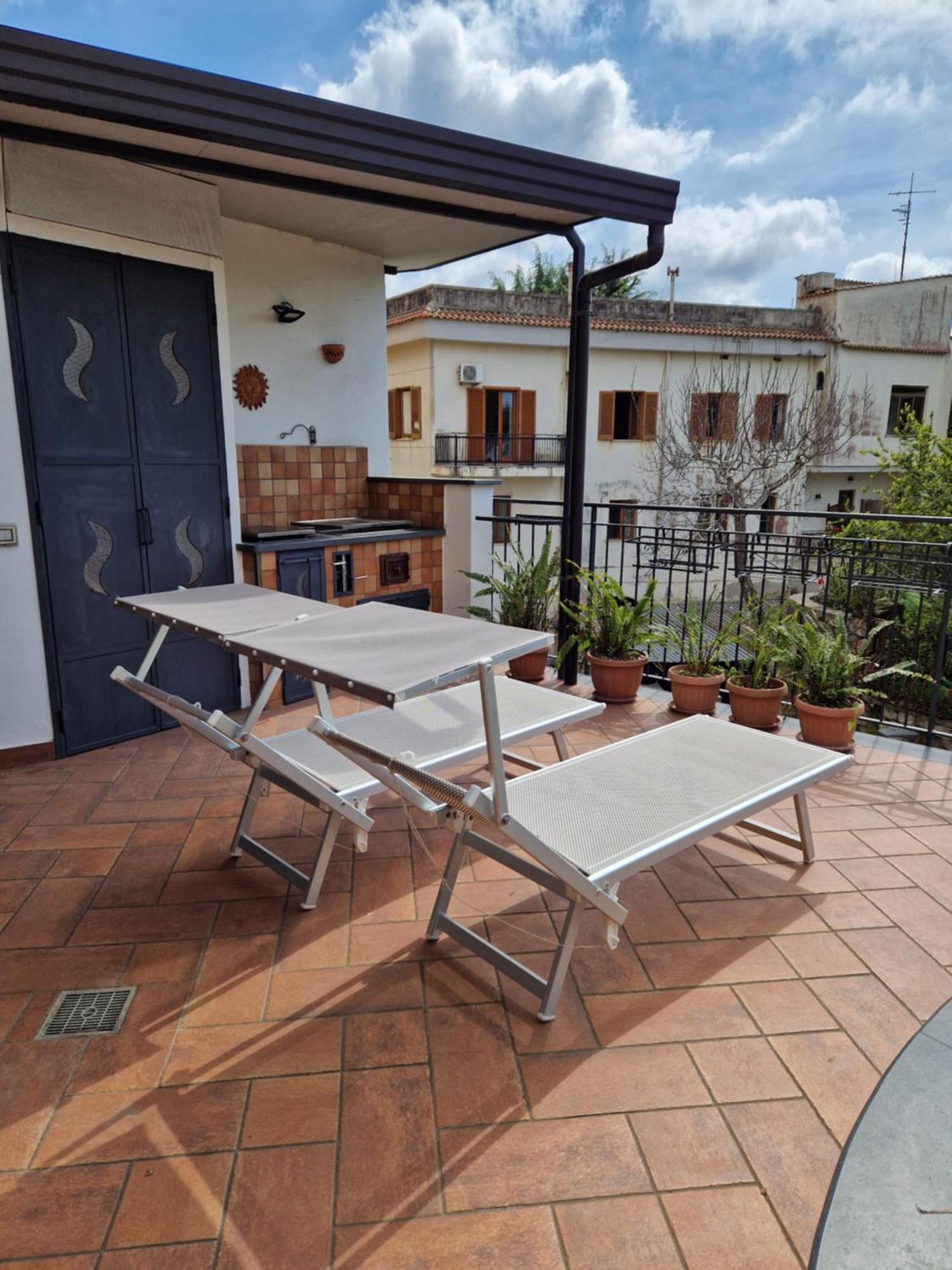 Il Giardino Dei Gigli Apartment Meta Ngoại thất bức ảnh