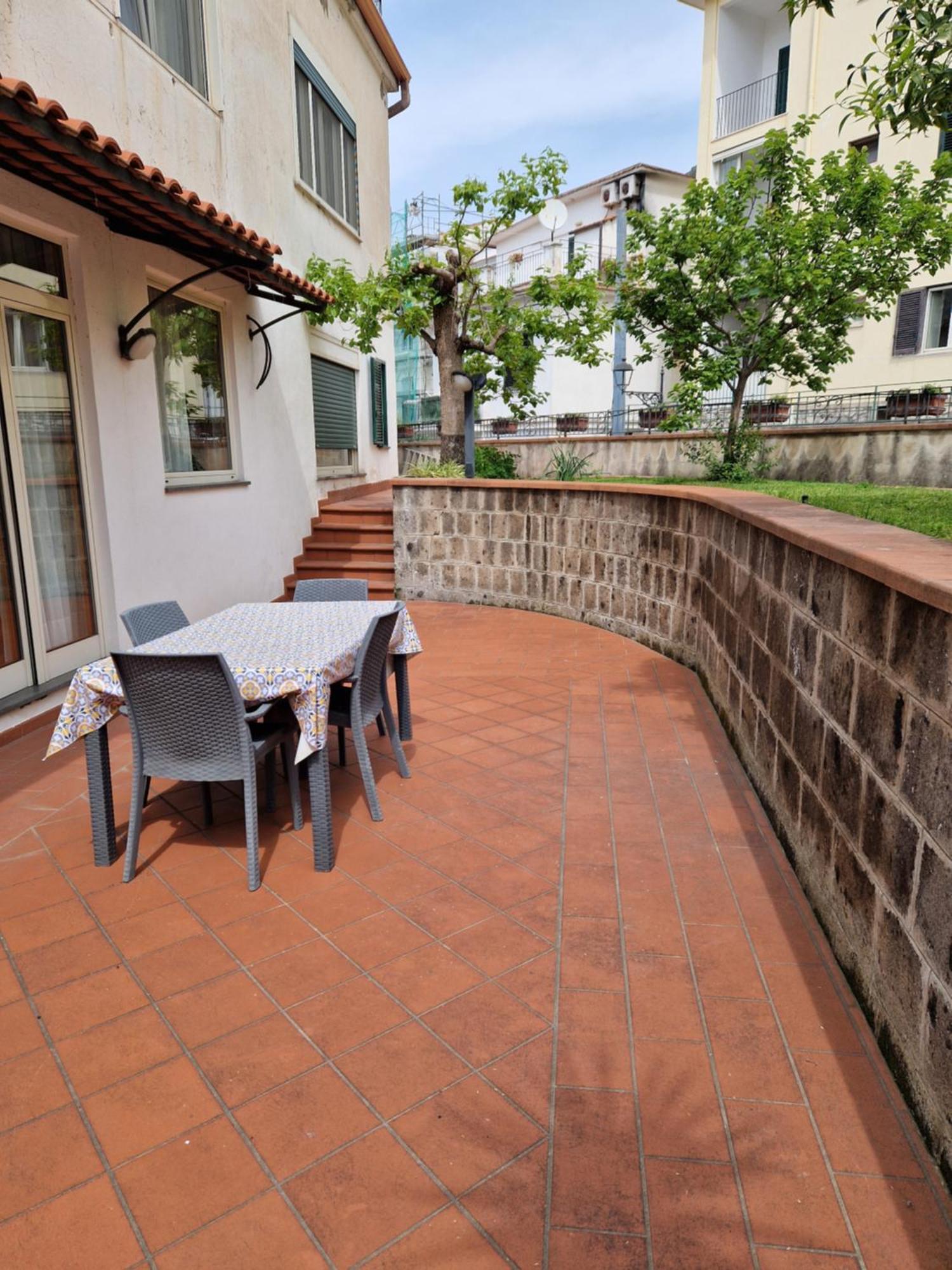 Il Giardino Dei Gigli Apartment Meta Ngoại thất bức ảnh